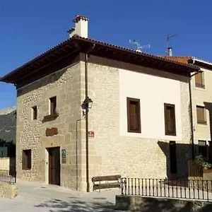 Mercedes Etxea , Kripan España